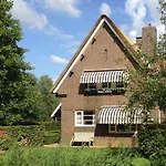 Hoeve Altena דירה *