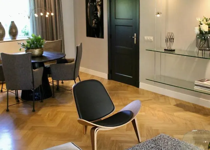 Hoeve Altena * Woudrichem