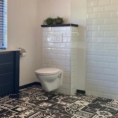 아파트 Hoeve Altena Woudrichem