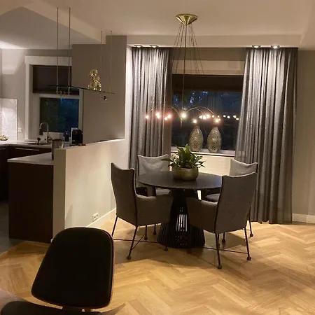 Hoeve Altena 아파트